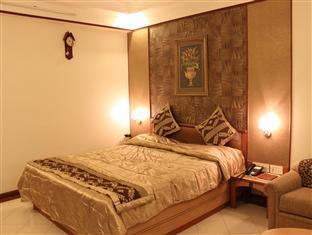 Hotel Royal Palace Jalgaon Luaran gambar