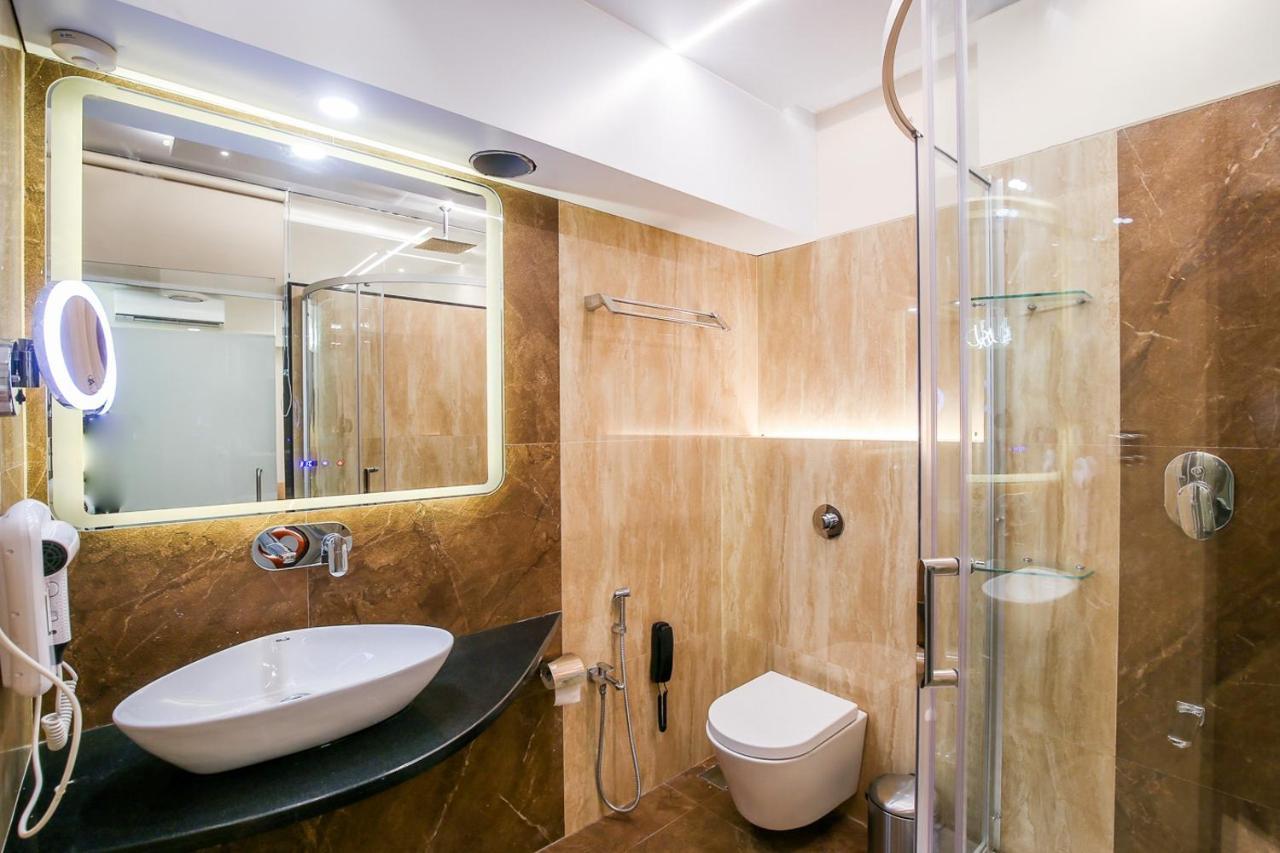 Hotel Royal Palace Jalgaon Luaran gambar