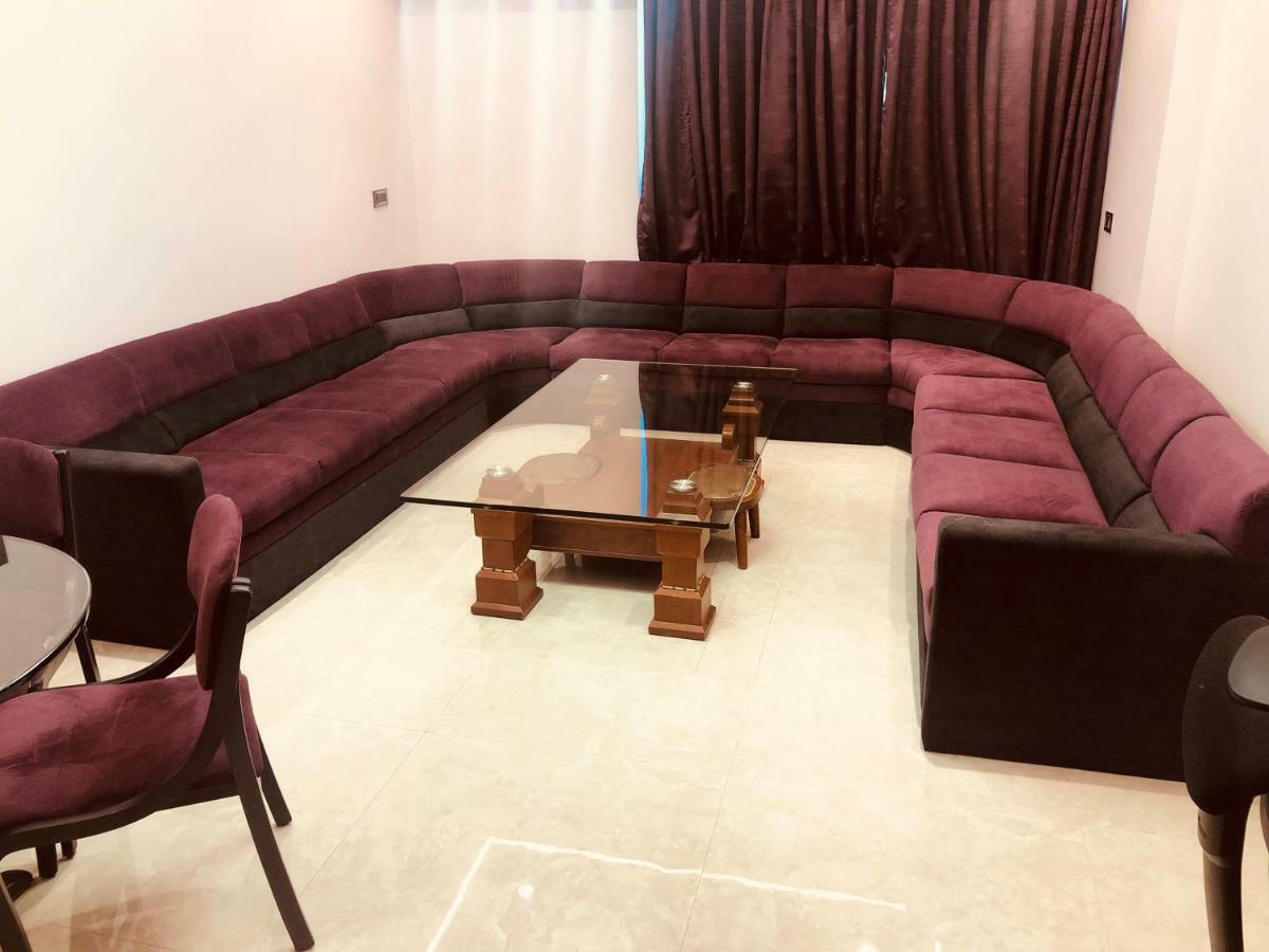 Hotel Royal Palace Jalgaon Luaran gambar